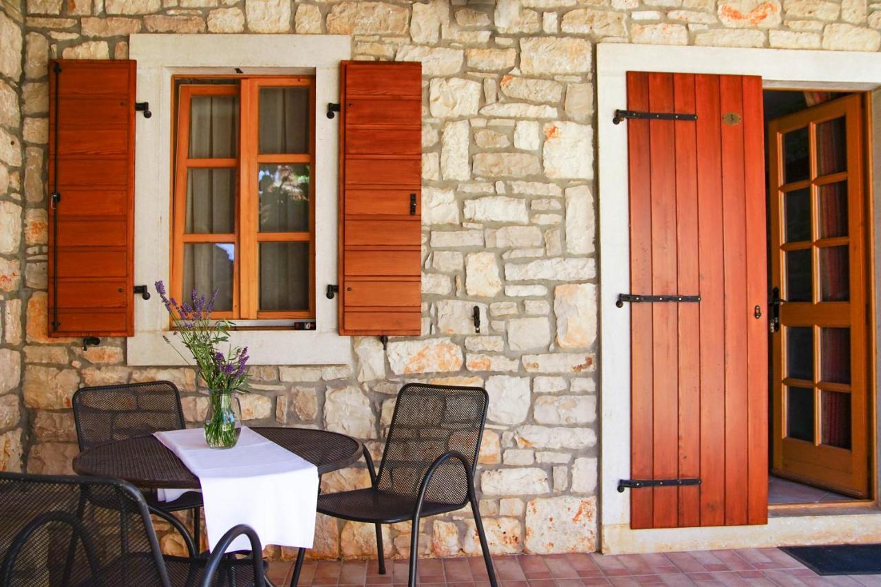 Apartments Villa Stapo Umag Exterior foto